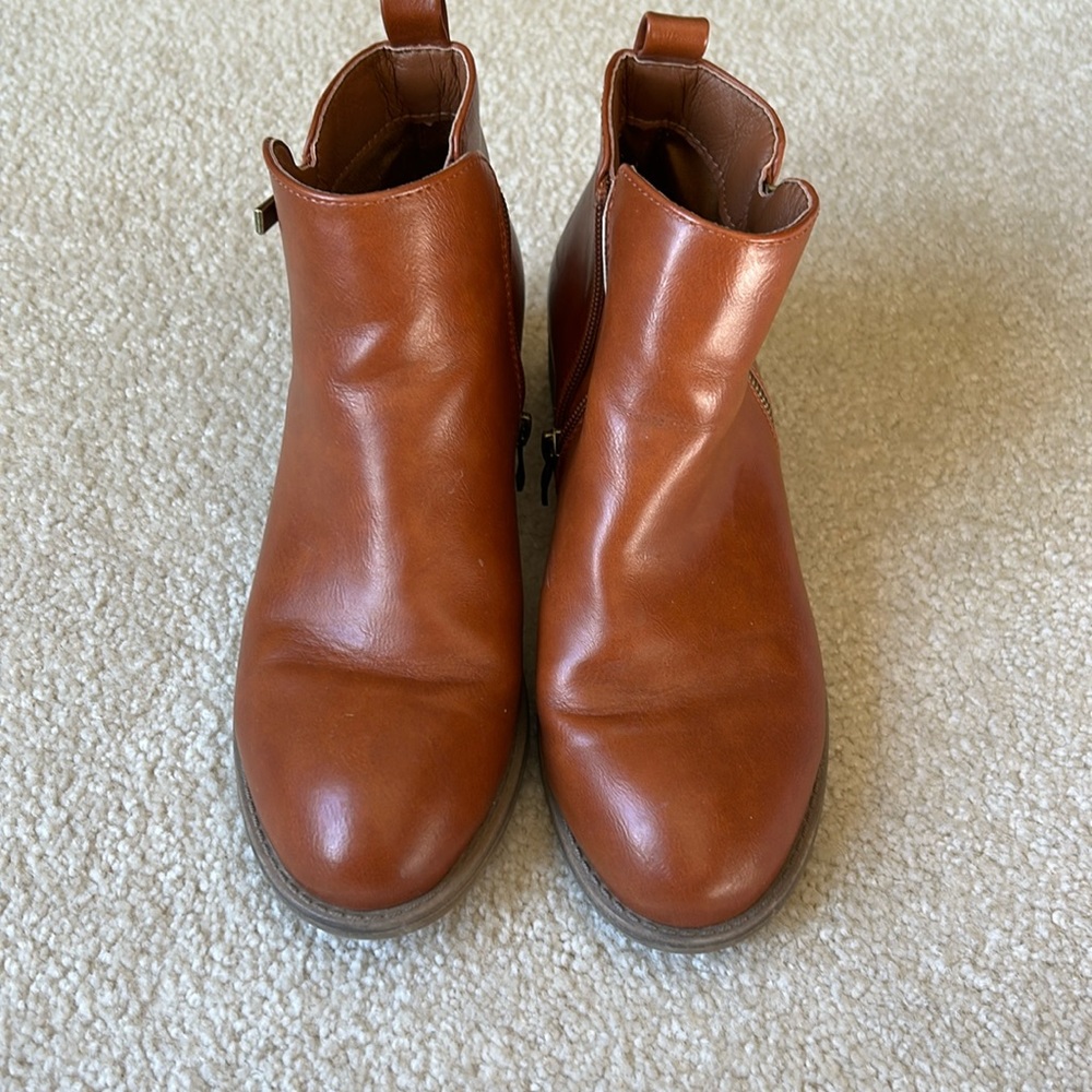 Women’s boots